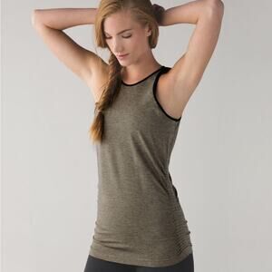 LULULEMON In The Flow Tank 6